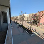 Downtown By The Lindens Appartamento Yambol