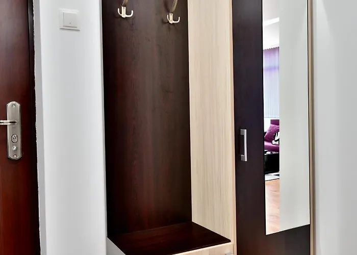 Apartment Downtown By The Lindens